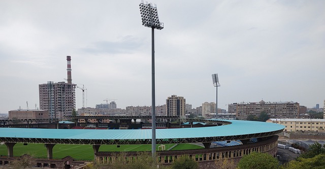 造更多场外 造更多场外